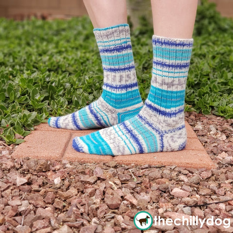 Line Drawing Socks Knitting Pattern PDF: learn to knit top down socks with an afterthought heel